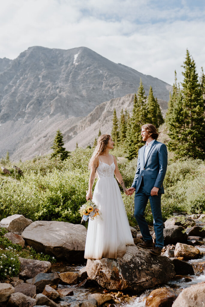 Breckenridge Colorado bride and groom shots