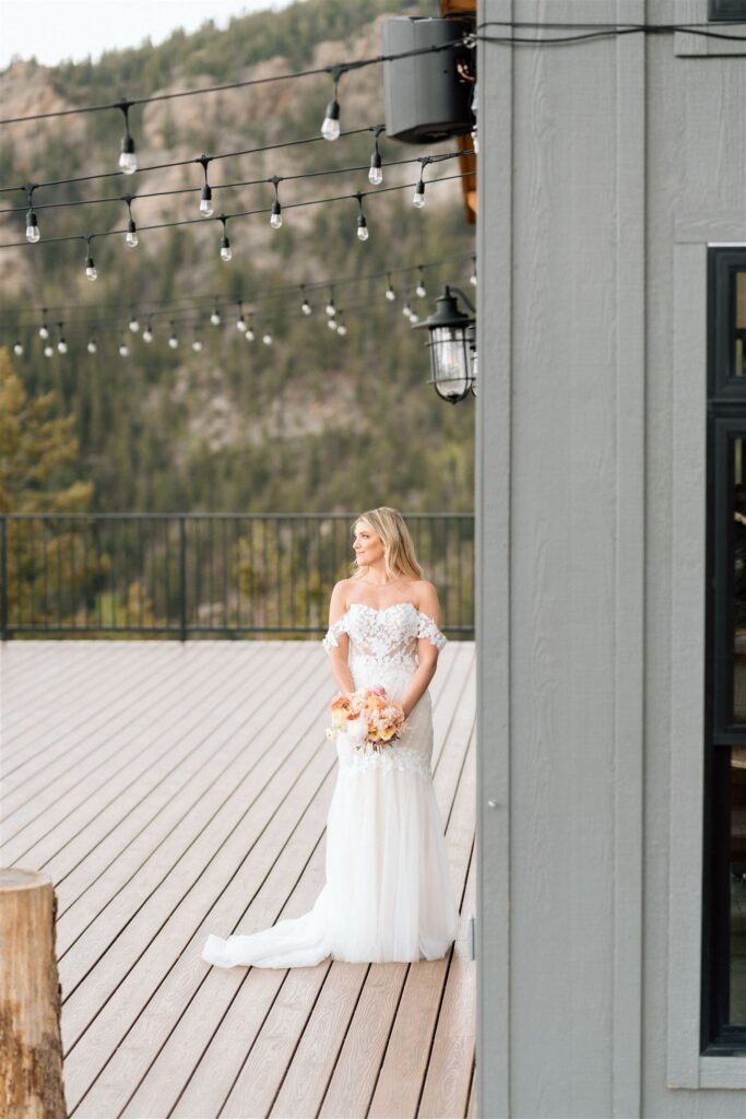 intimate mountain wedding in colorado in the spring