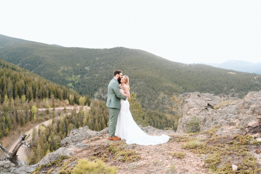 a beautiful mountain wedding day in colorado