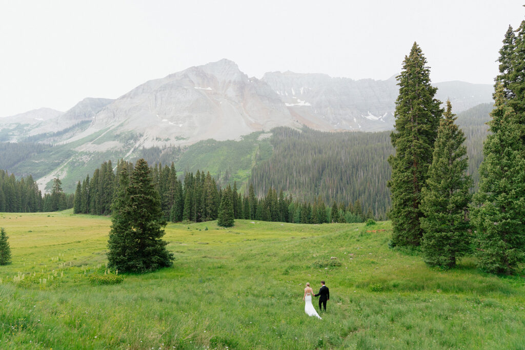 Colorado mountain wedding bride and groom shot