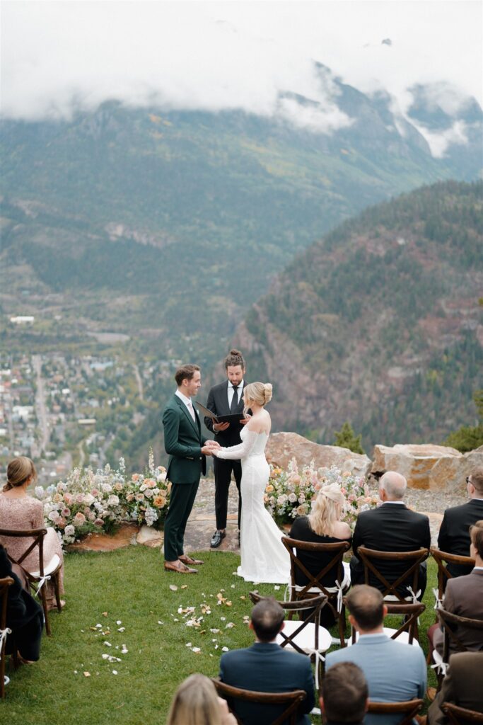 Colorado mountain wedding ceremony