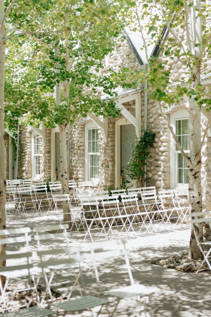 Exterior ceremony details of the Surf Hotel in Buena Vista