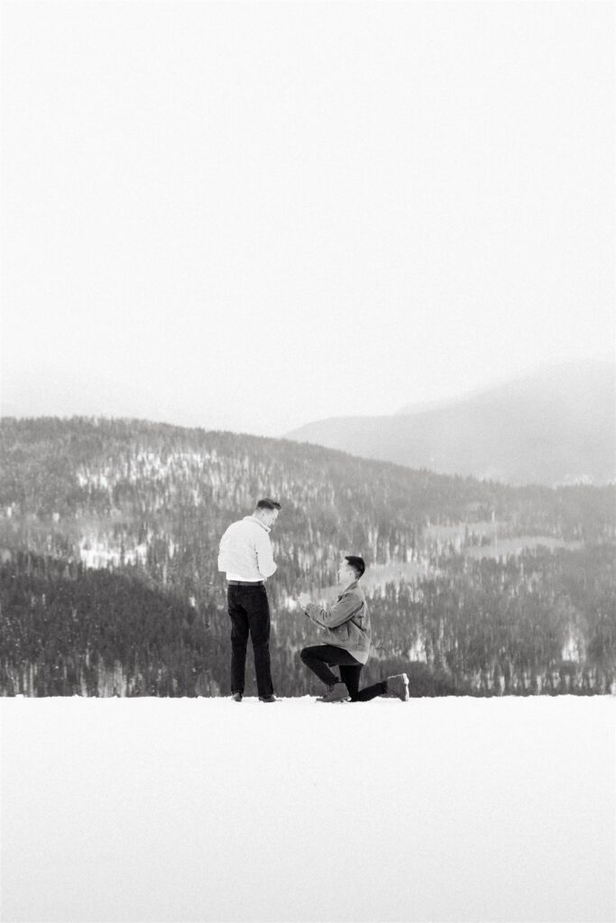 A snowy surprise proposal in Vail, Colorado