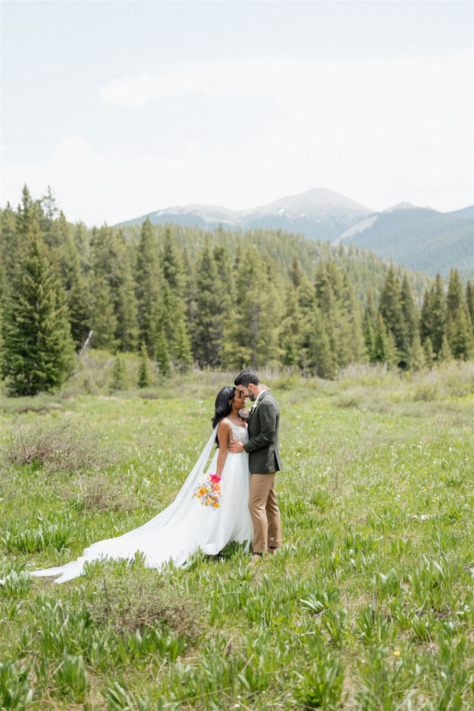 Digital wedding photography in the Colorado mountains