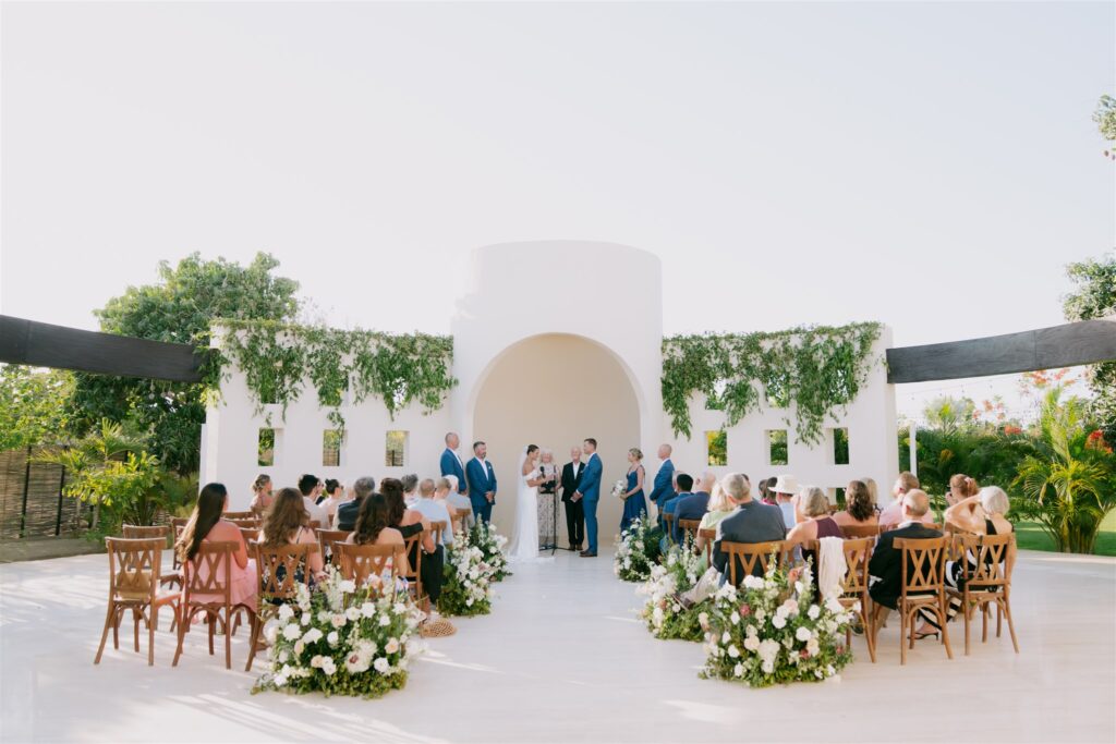 A Baja Luna Wedding ceremony in San José del Cabo