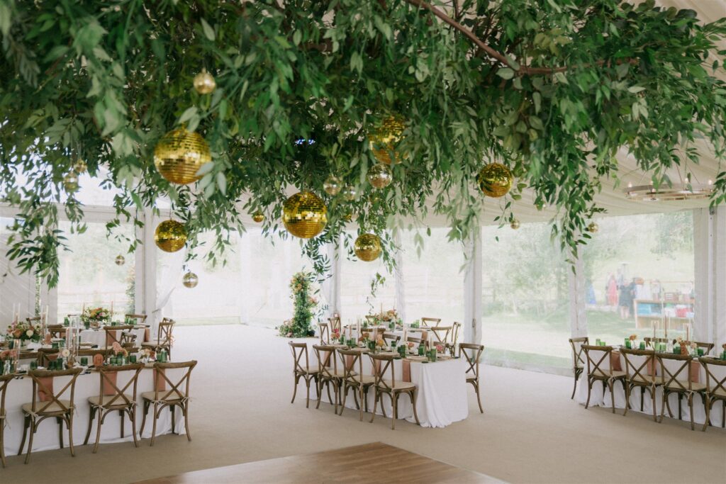 Retro wedding reception decor at Flying Diamond Ranch