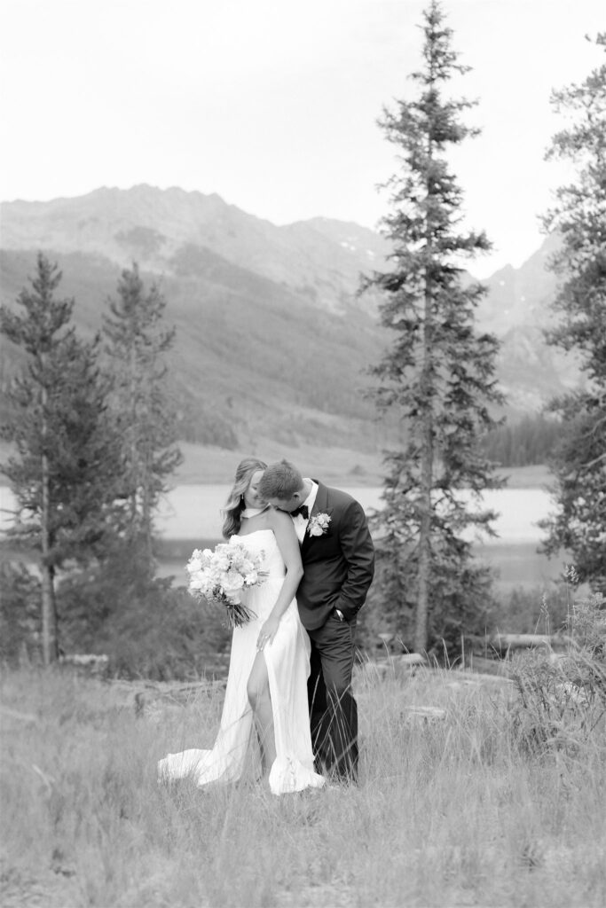 Colorado wedding photos of bride and groom at Piney Lake