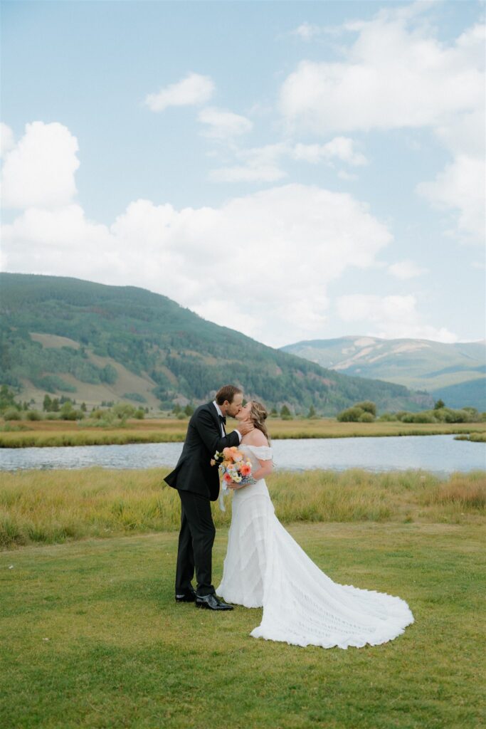 Colorado mountain wedding portraits