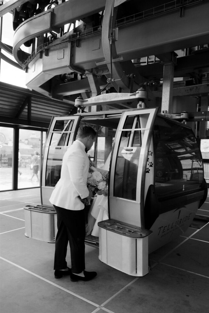Bride and groom load up on the gondola to head to Palmyra Lookout