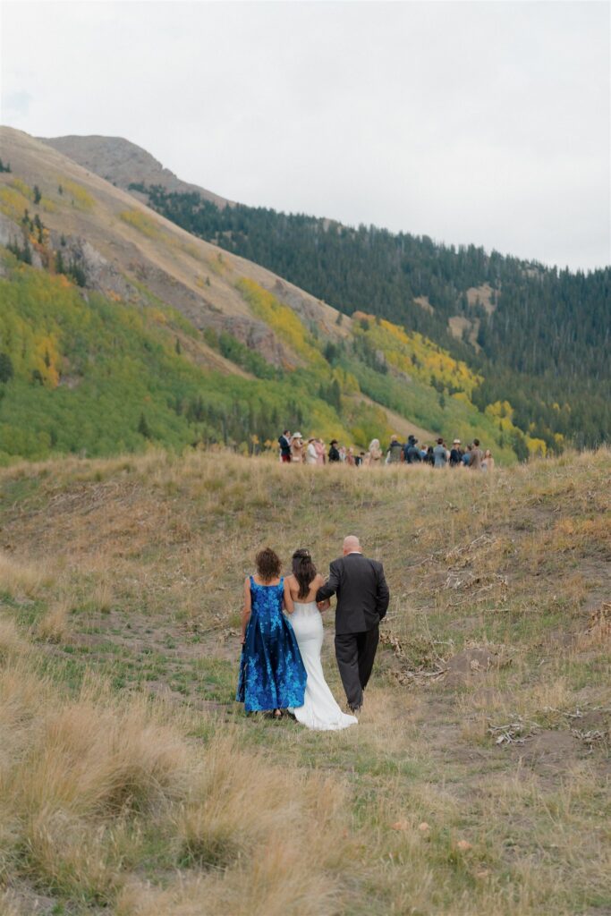A non-venue wedding ceremony surrounded by the San Juan Mountains in Telluride
