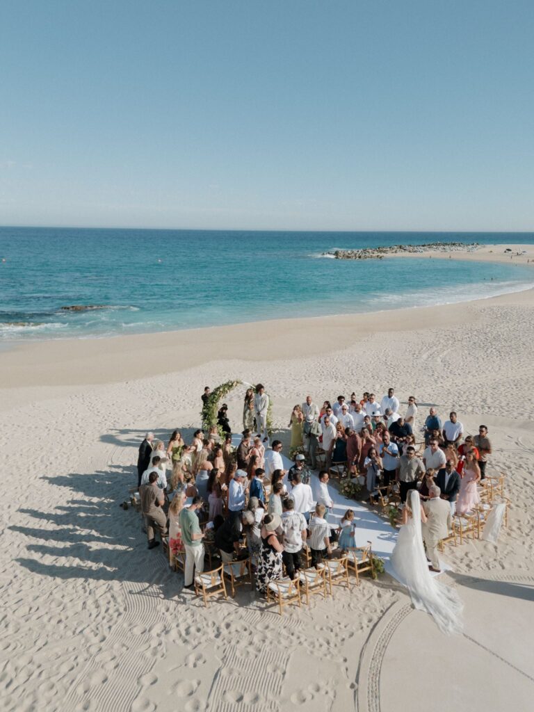 Cabo san Lucas wedding ceremony on the beach at Hilton Los Cabos