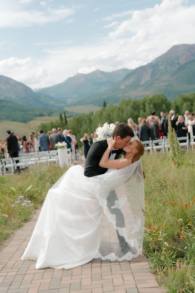 Ten Peaks Crested Butte wedding ceremony in Colorado